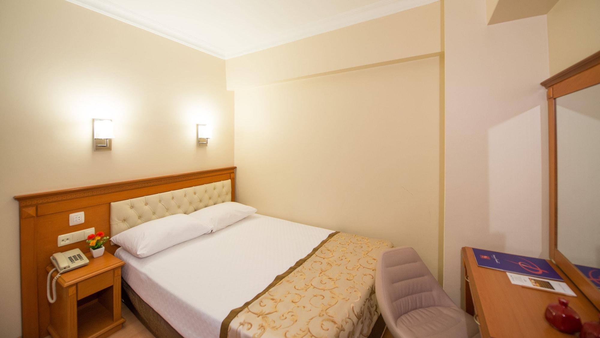 Prestige Hotel Old City Istanbul Exterior photo